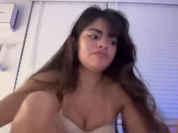 girl Free Pussy Cams with poutyselenaa