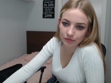 girl Free Pussy Cams with nicole_mia