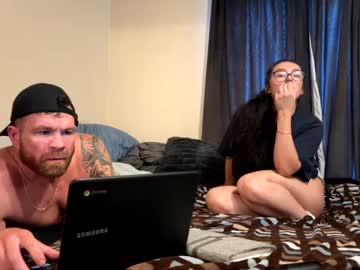 couple Free Pussy Cams with daddydiggler41