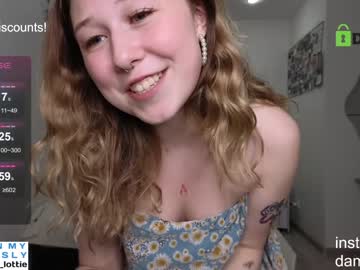 girl Free Pussy Cams with lottie_shine