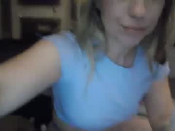 couple Free Pussy Cams with itsmaeedaee