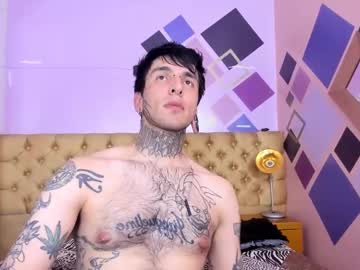 couple Free Pussy Cams with chloe_and_austin