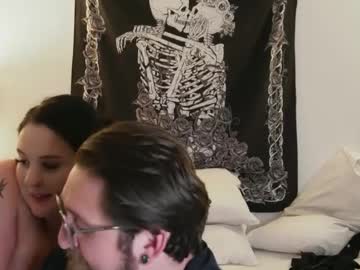 couple Free Pussy Cams with themysteriousgoths