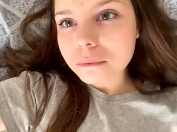girl Free Pussy Cams with kitty_shy89