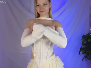 girl Free Pussy Cams with emily_glimmer